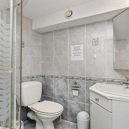 Lägenhet Mezzanine Climatise Pour 4 Personnes Agde
